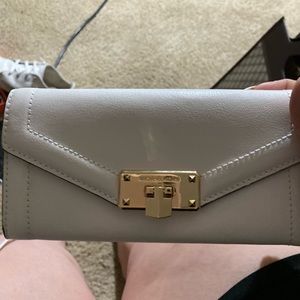 MK leather white bag with matching wallet NWT